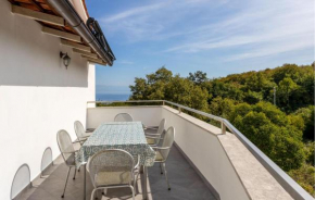Lovely Apartment In Brsec With House Sea View